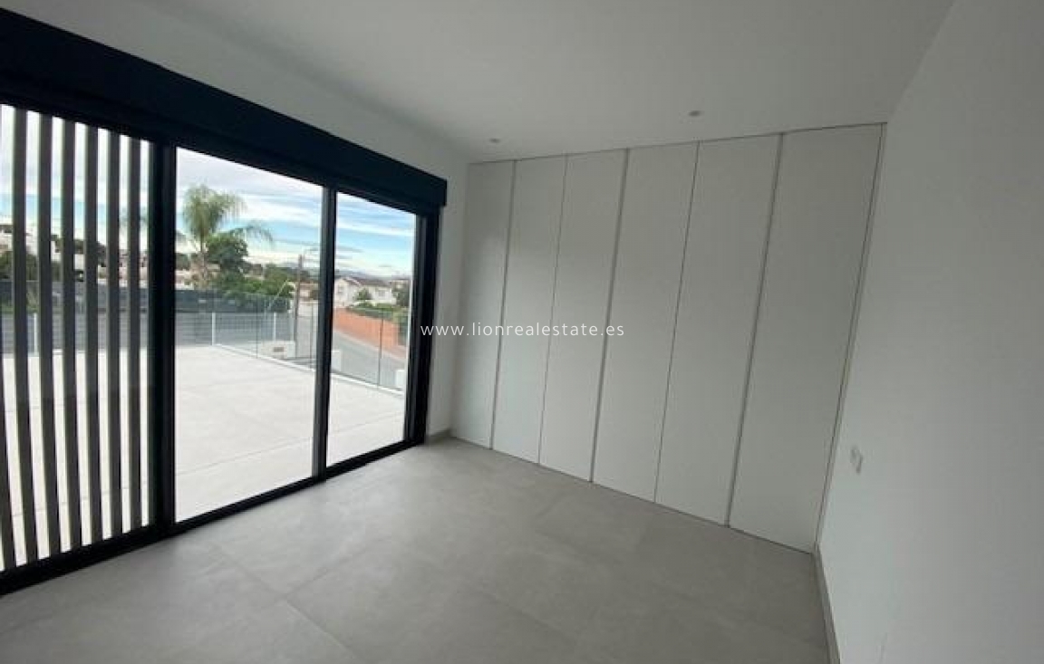 Новое здание - Town House - Orihuela Costa - Montezenia