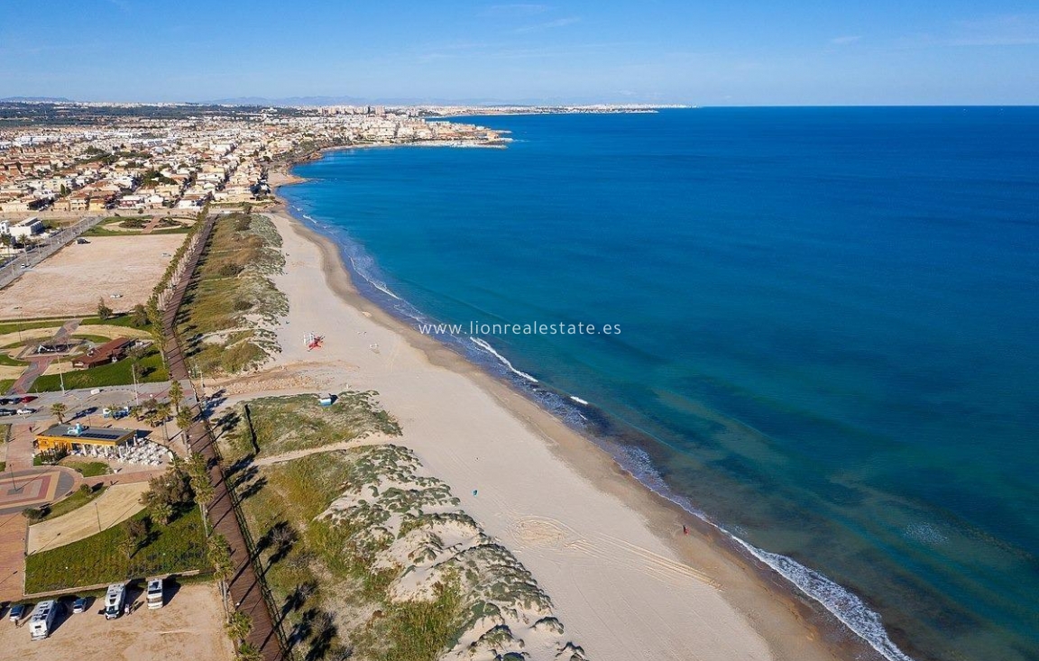 Новое здание - Town House - Pilar de La Horadada - Pilar de la Horadada