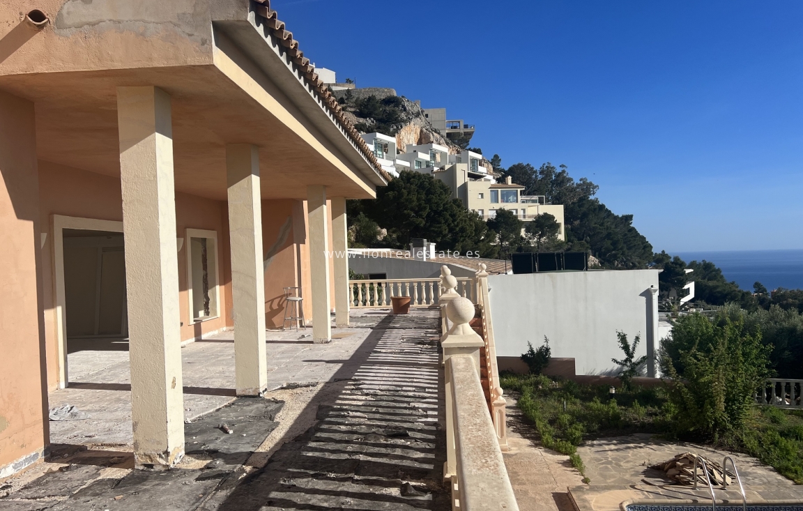 Новое здание - Villa - Altea