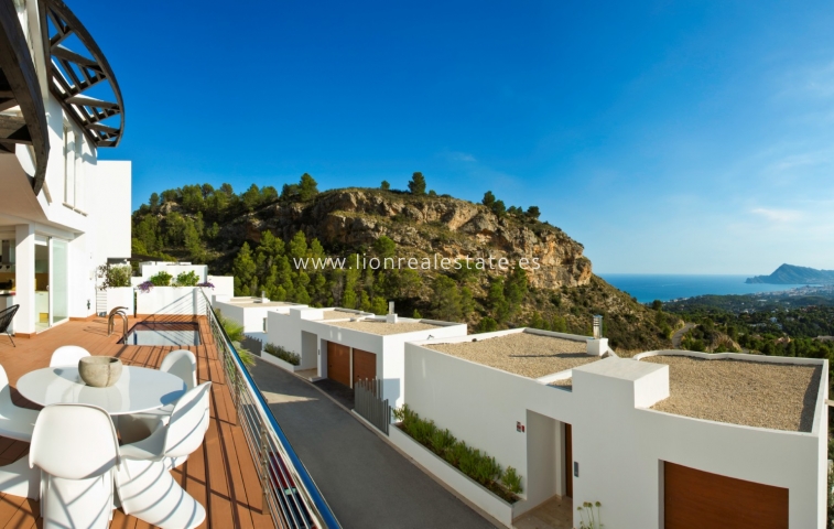 Новое здание - Villa - Altea