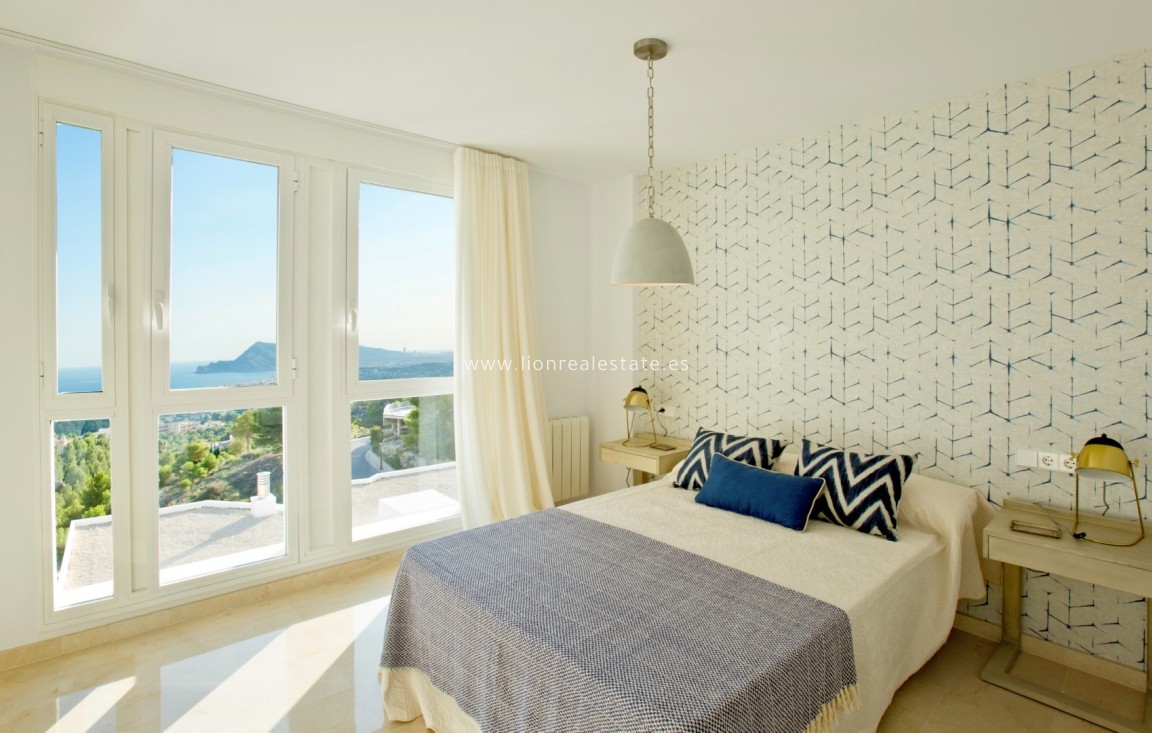 Новое здание - Villa - Altea