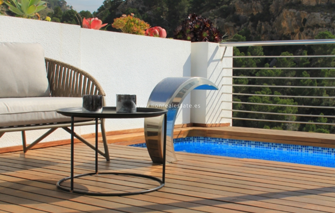 Новое здание - Villa - Altea