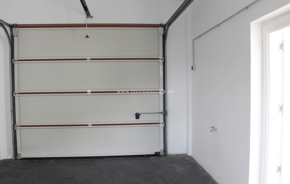 Новое здание - Villa - Altea