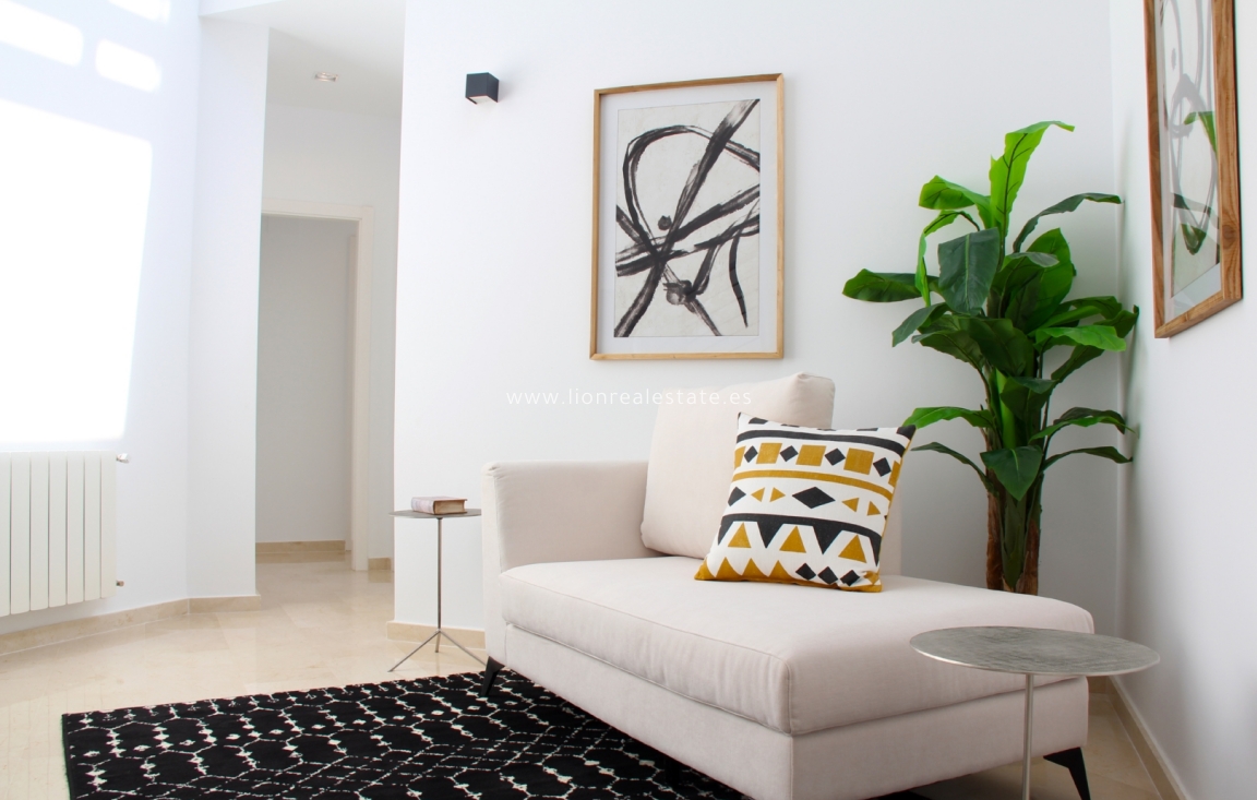 Новое здание - Villa - Altea