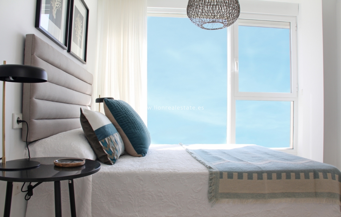 Новое здание - Villa - Altea