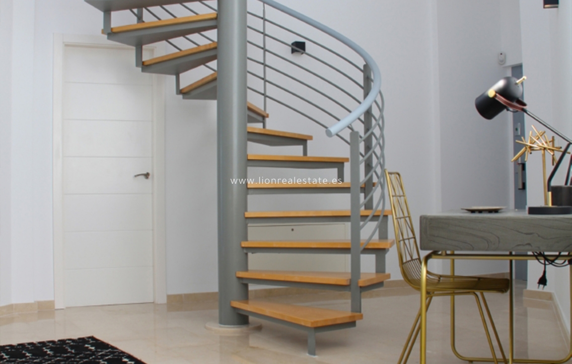 Новое здание - Villa - Altea