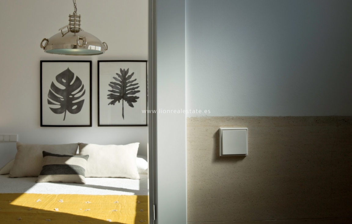 Новое здание - Villa - Altea