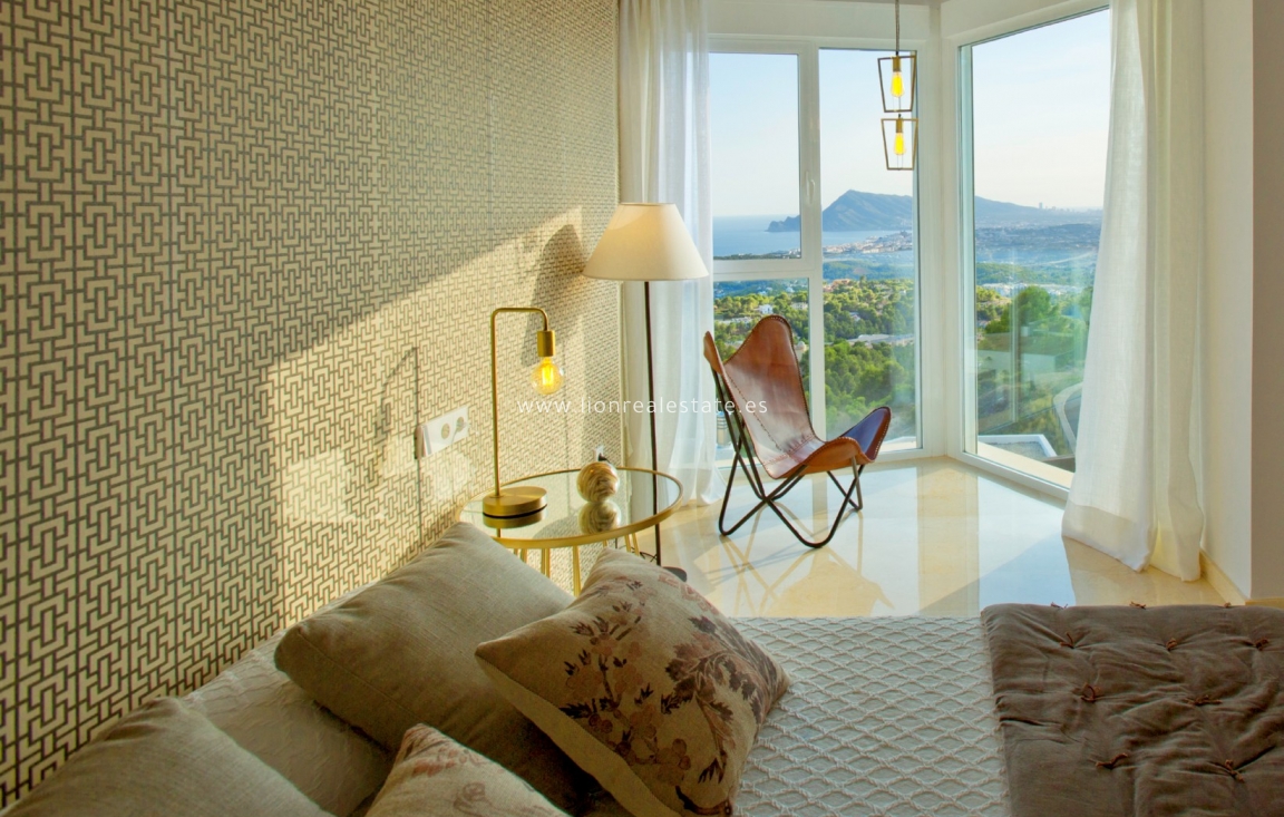 Новое здание - Villa - Altea