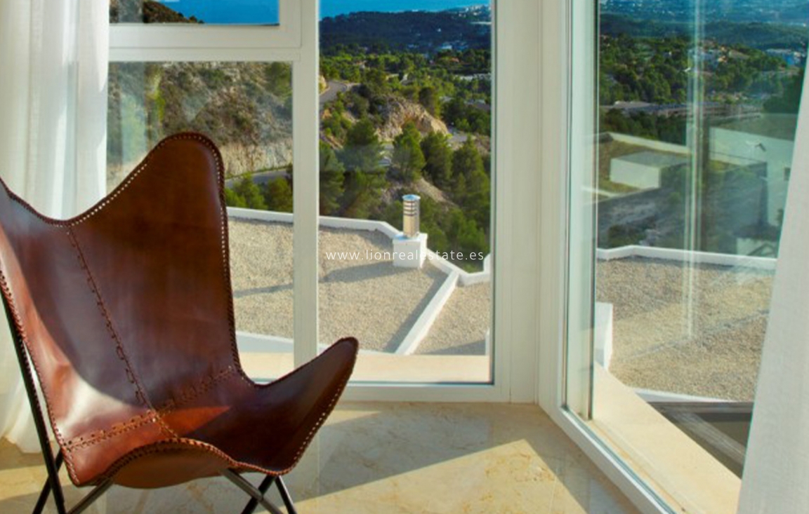 Новое здание - Villa - Altea