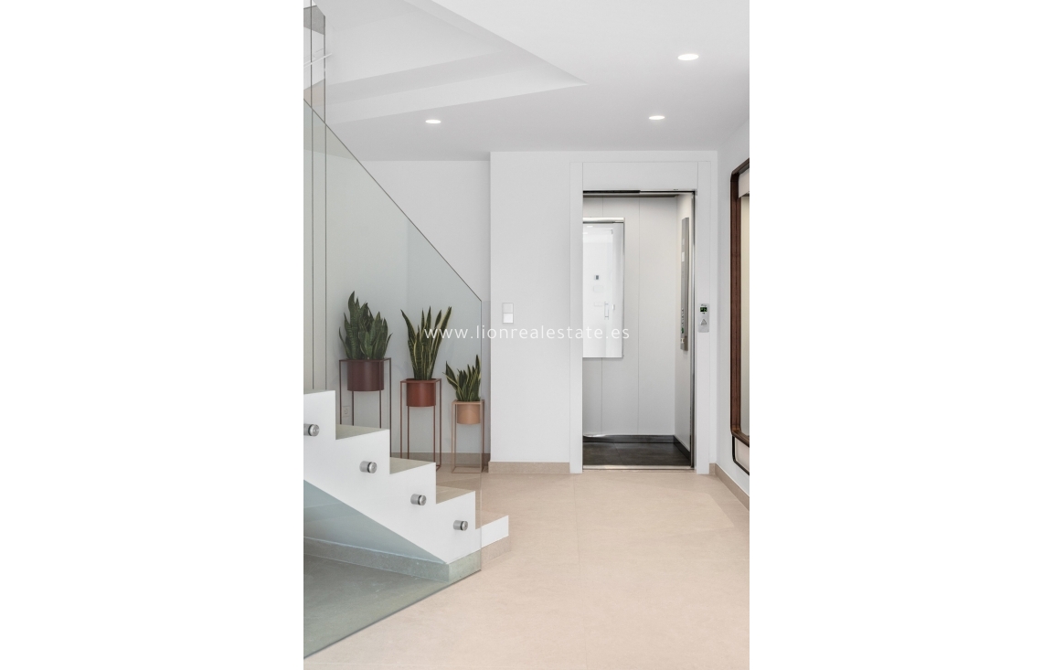 Новое здание - Villa - Altea