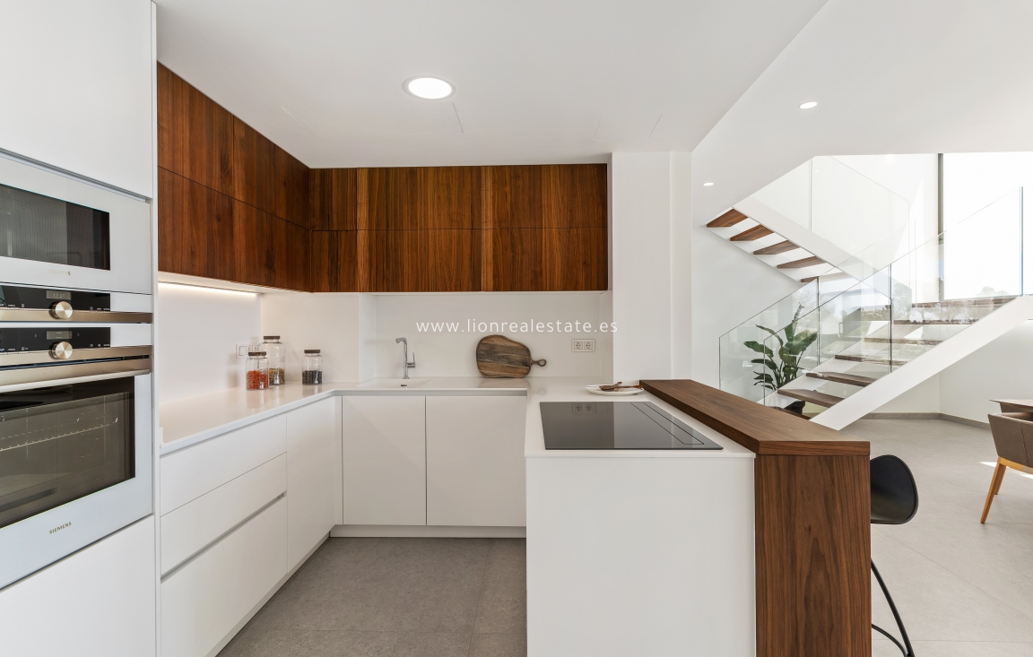 Новое здание - Villa - Altea