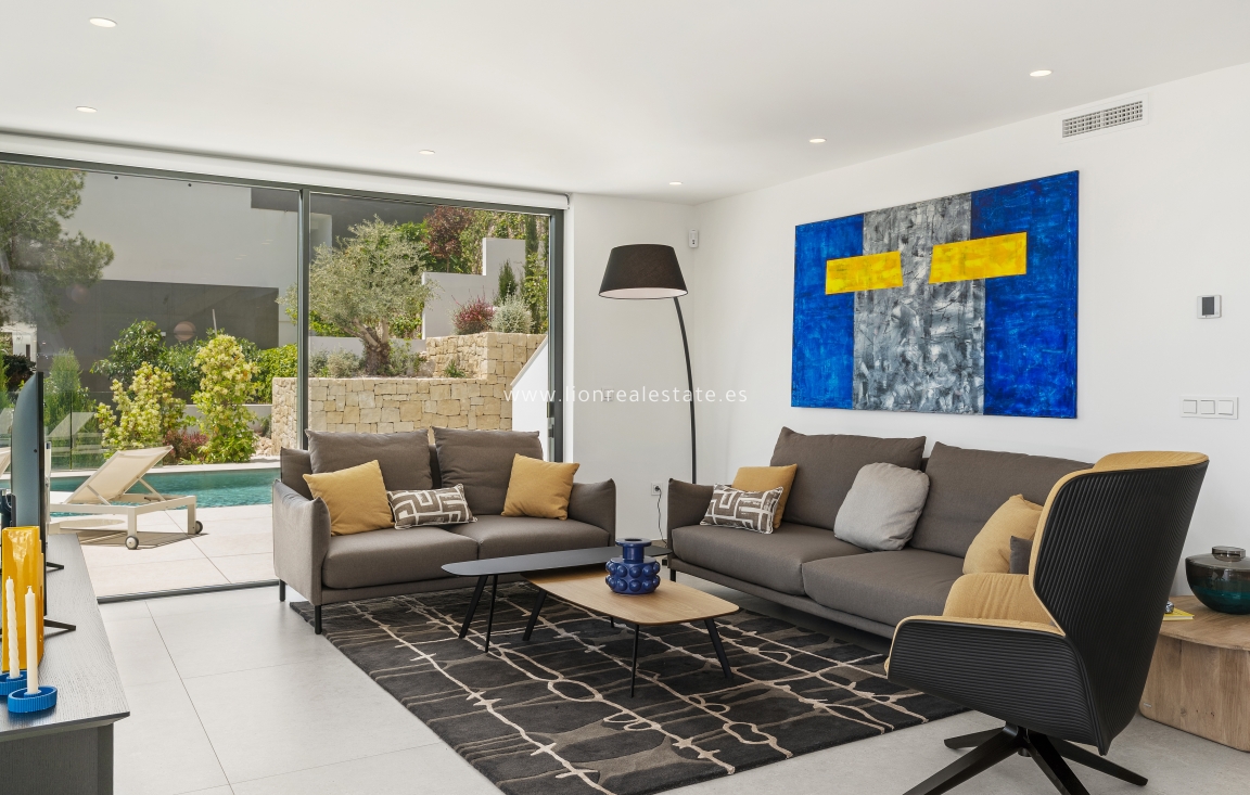 Новое здание - Villa - Altea