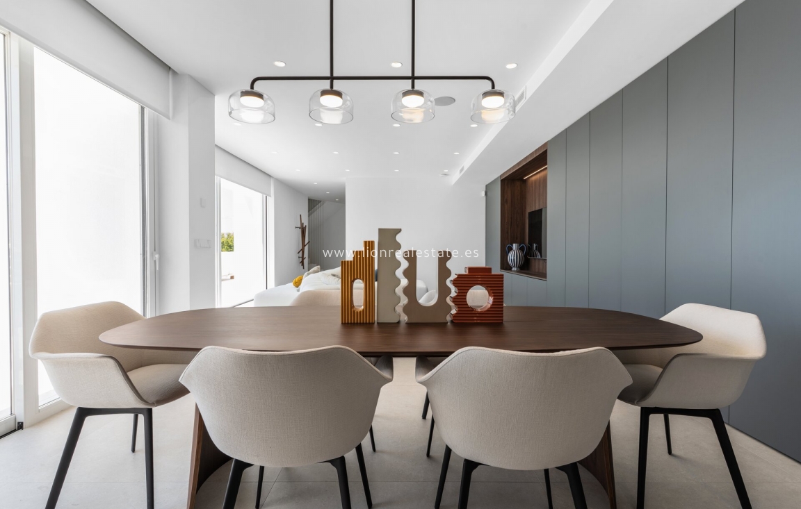 Новое здание - Villa - Altea