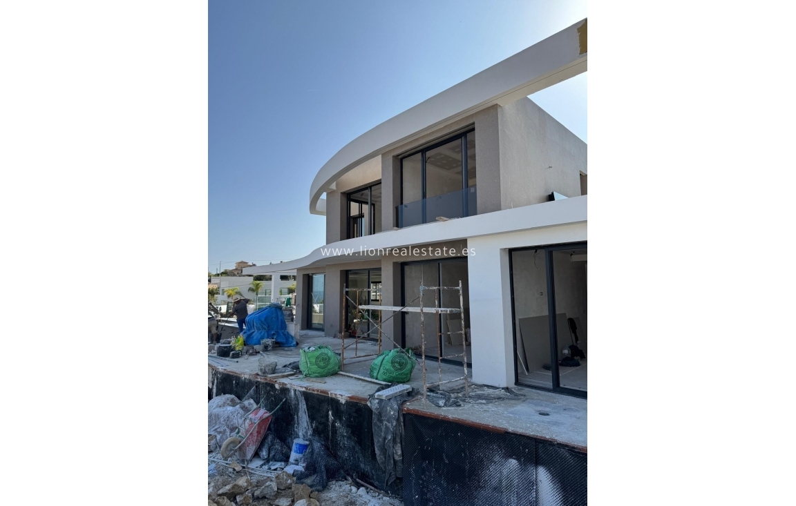 Новое здание - Villa - Benissa - Playa de La Fustera