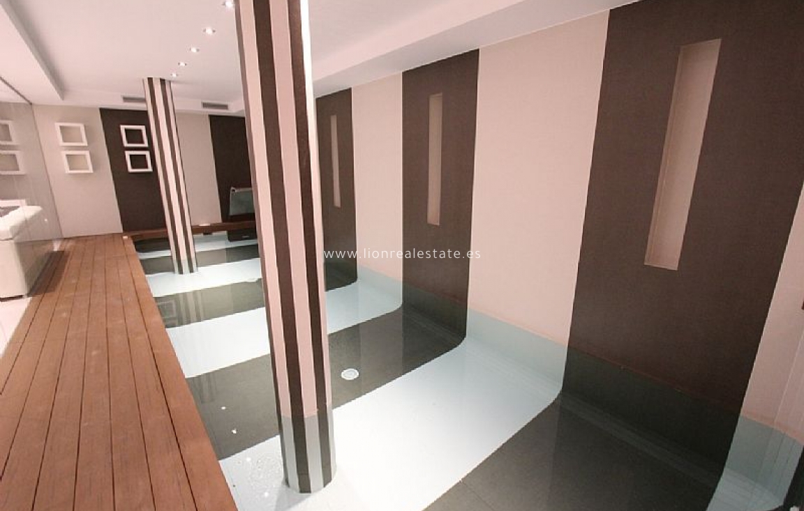 Новое здание - Villa - Calpe