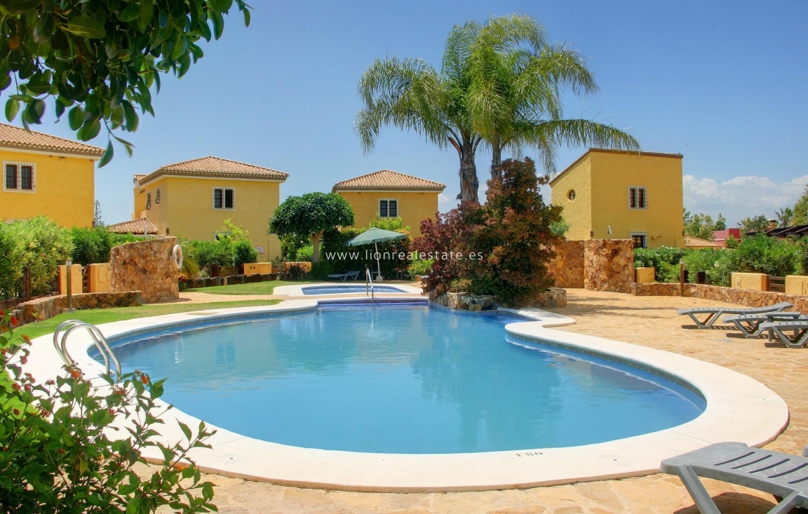 Новое здание - Villa - Cuevas Del Almanzora - Desert Spring Golf