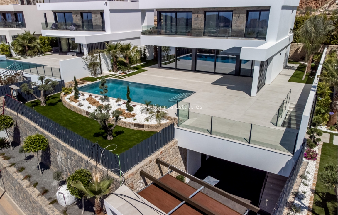 Новое здание - Villa - Finestrat