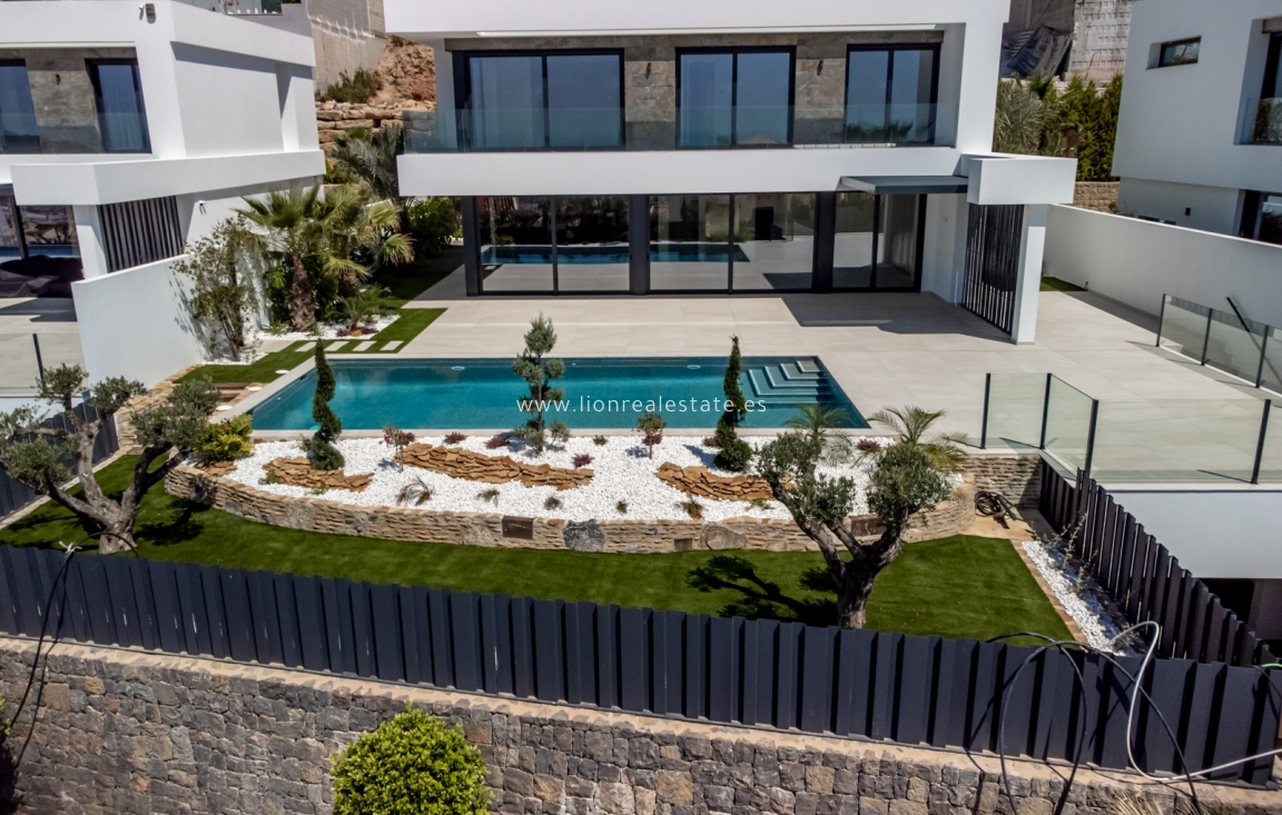 Новое здание - Villa - Finestrat