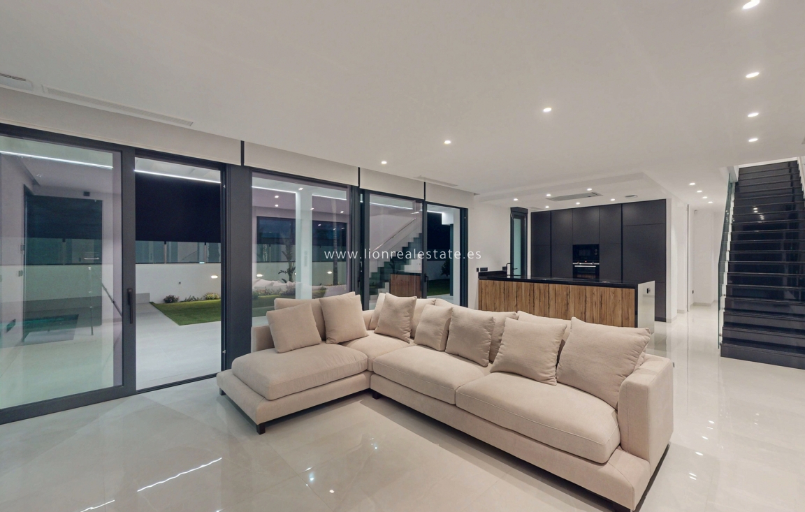 Новое здание - Villa - Finestrat