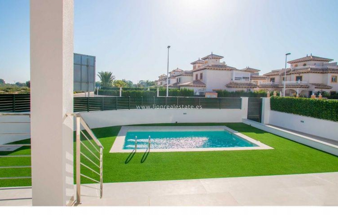 Новое здание - Villa - La Marina - La Marina / El Pinet