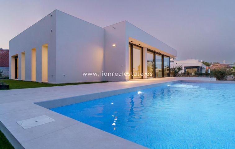 Новое здание - Villa - Orihuela Costa - Las Colinas Golf