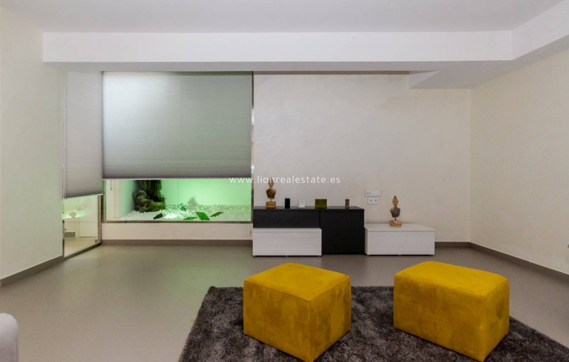 Новое здание - Villa - Orihuela Costa - Orihuela