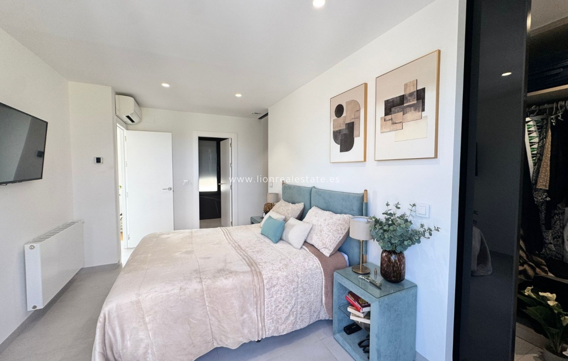 Новое здание - Villa - Pilar de La Horadada - Pilar de la Horadada