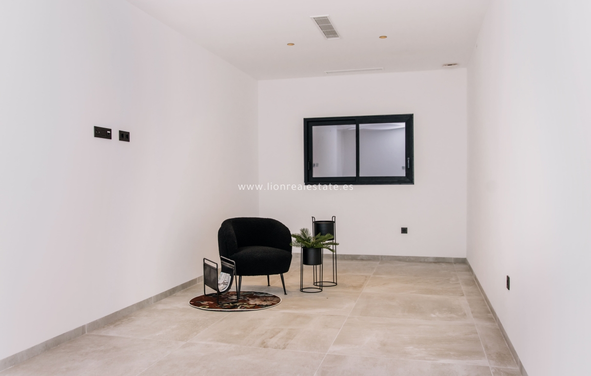 Новое здание - Villa - Rojales