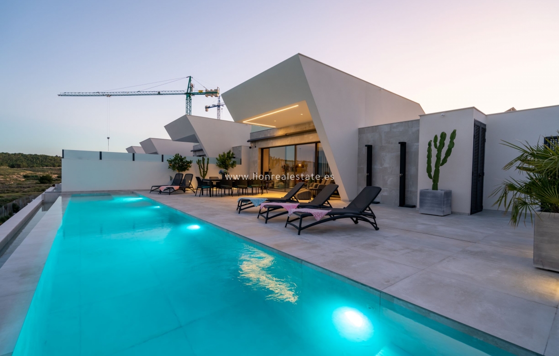 Новое здание - Villa - Rojales