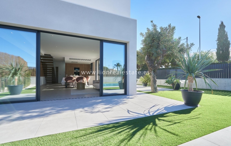 Новое здание - Villa - San Juan Alicante - La Font