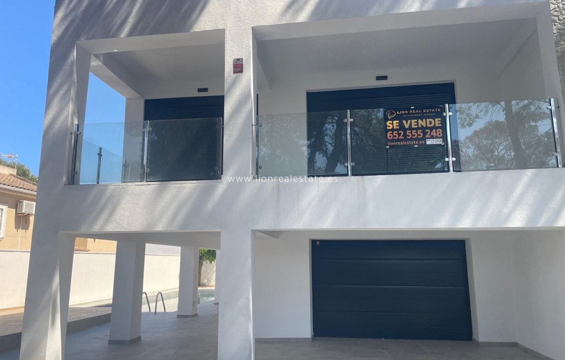 Новое здание - Villa - Torrevieja - Los balcones