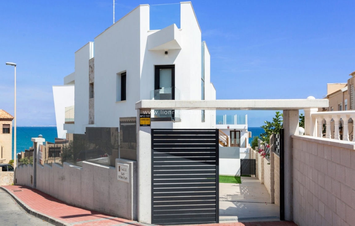 Новое здание - Villa - Torrevieja - Torrejón