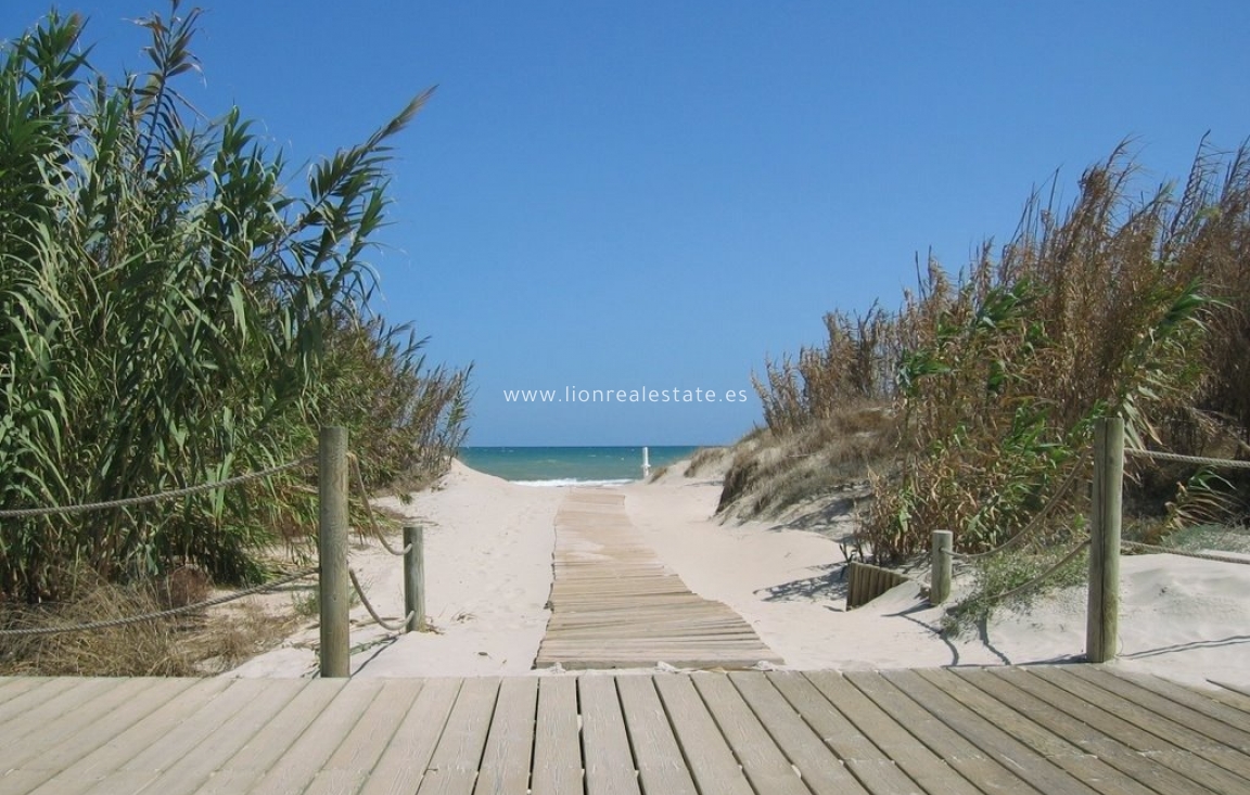 Nowy budynek - Bungalow - Pilar de La Horadada - La Torre De La Horadada