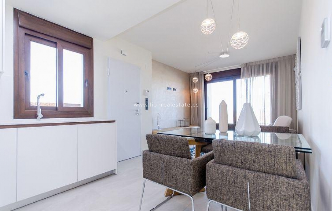 Nowy budynek - Bungalow - Torrevieja - Los Balcones