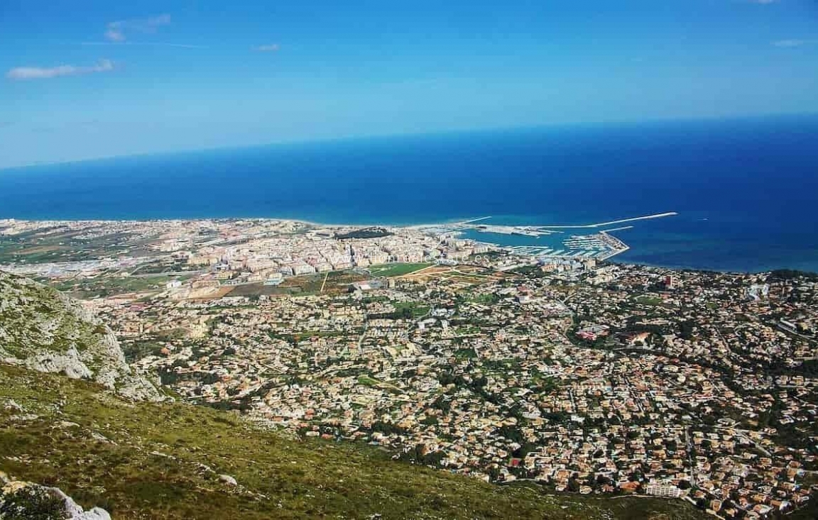 Nowy budynek - Daszek - Denia - Las Marinas