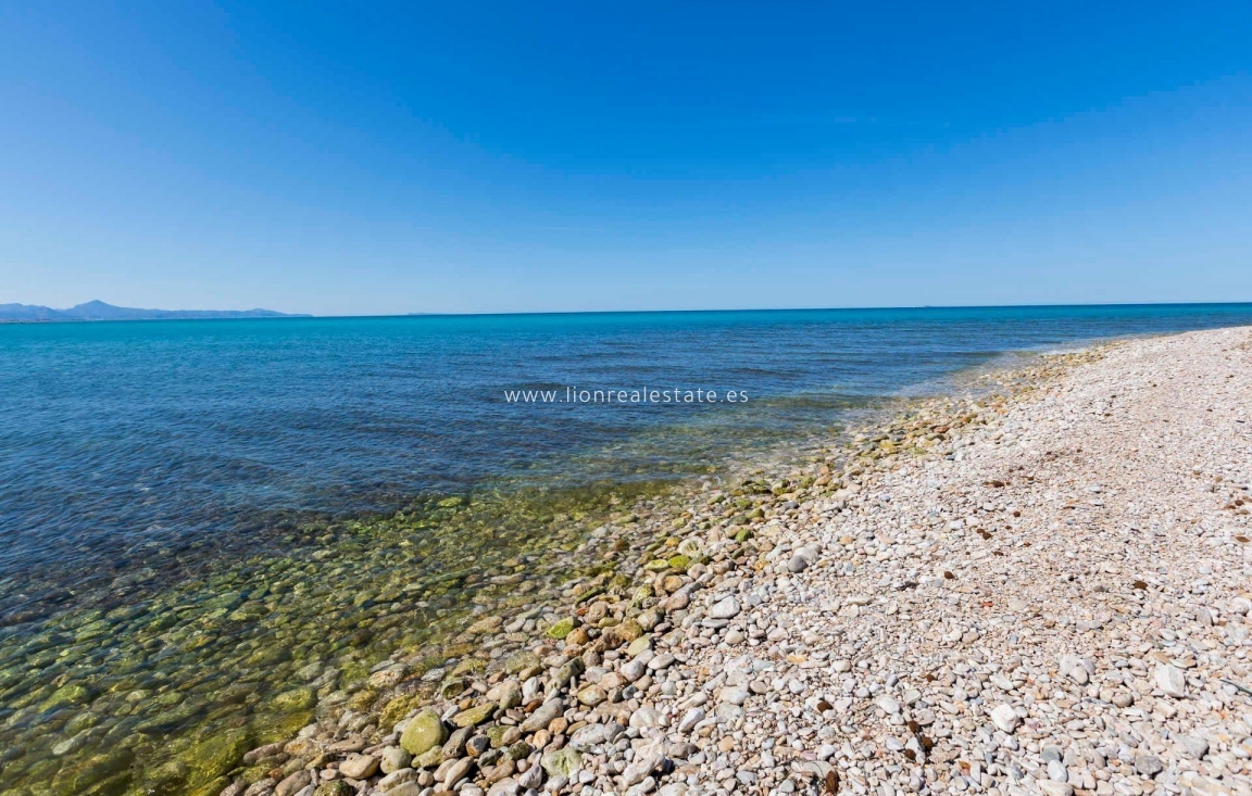 Nowy budynek - Daszek - El Verger - Playa de La Almadraba