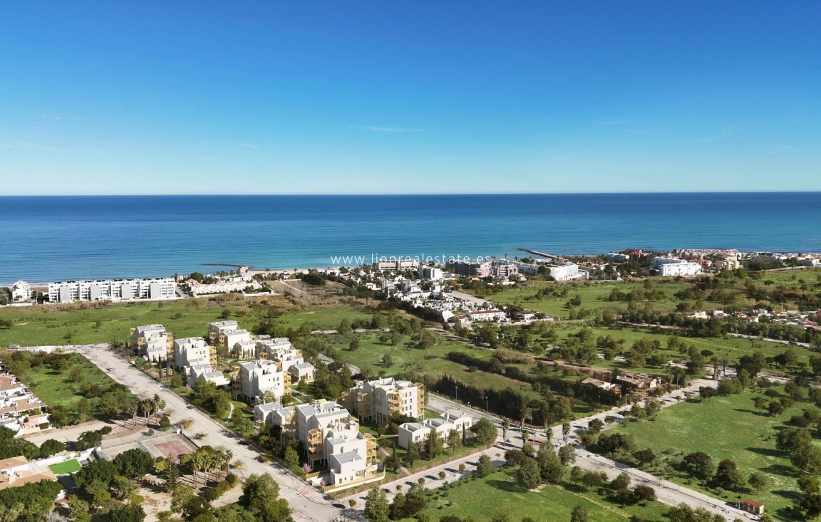 Nowy budynek - Daszek - El Verger - Playa de La Almadraba