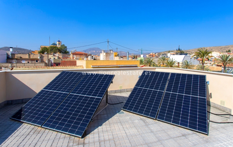 Nowy budynek - Daszek - Hondón de las Nieves