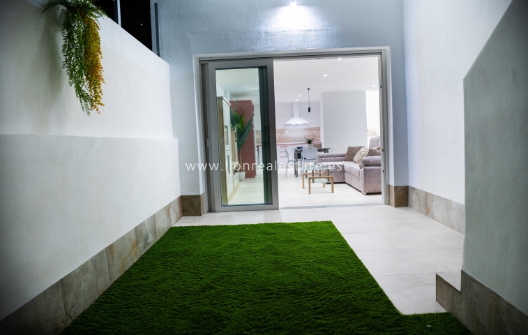 Nowy budynek - detached - Ciudad Quesada