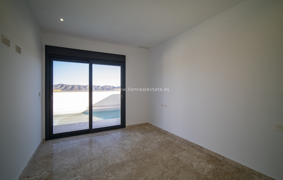 Nowy budynek - detached - Coloma