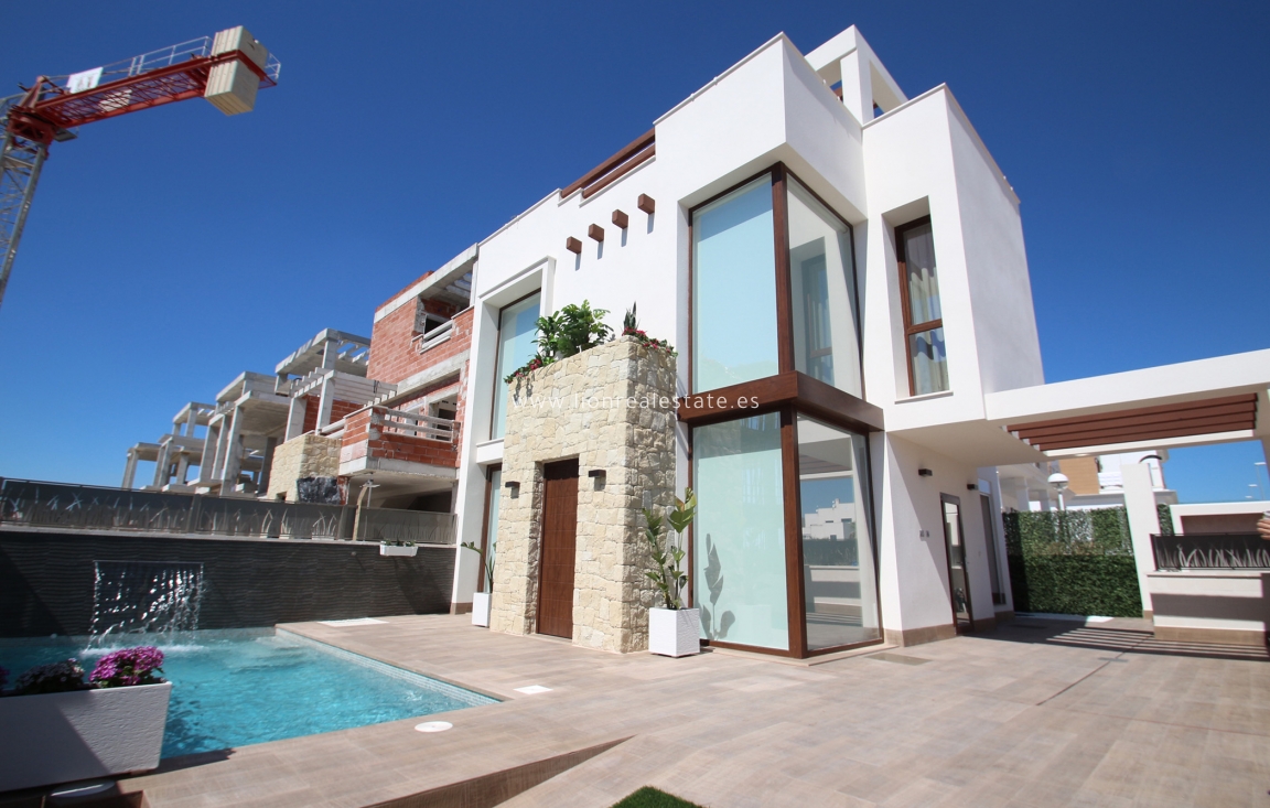 Nowy budynek - detached - Playa Paraiso