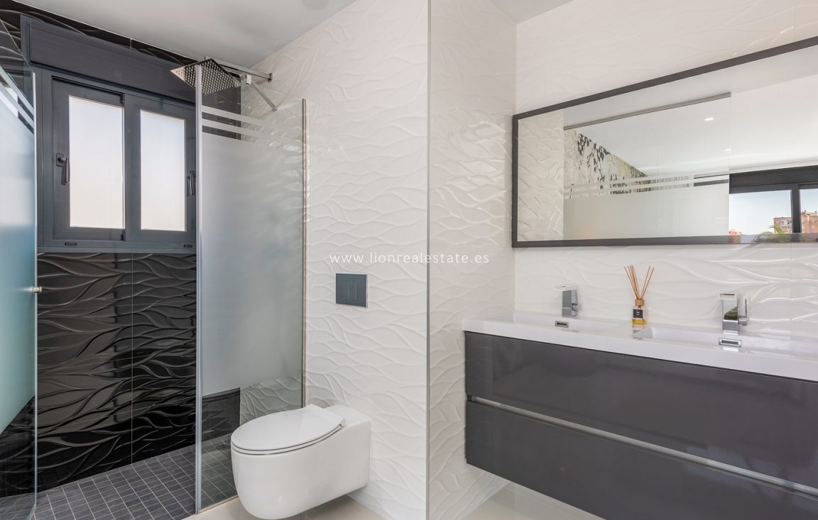 Nowy budynek - detached - Playa Paraiso