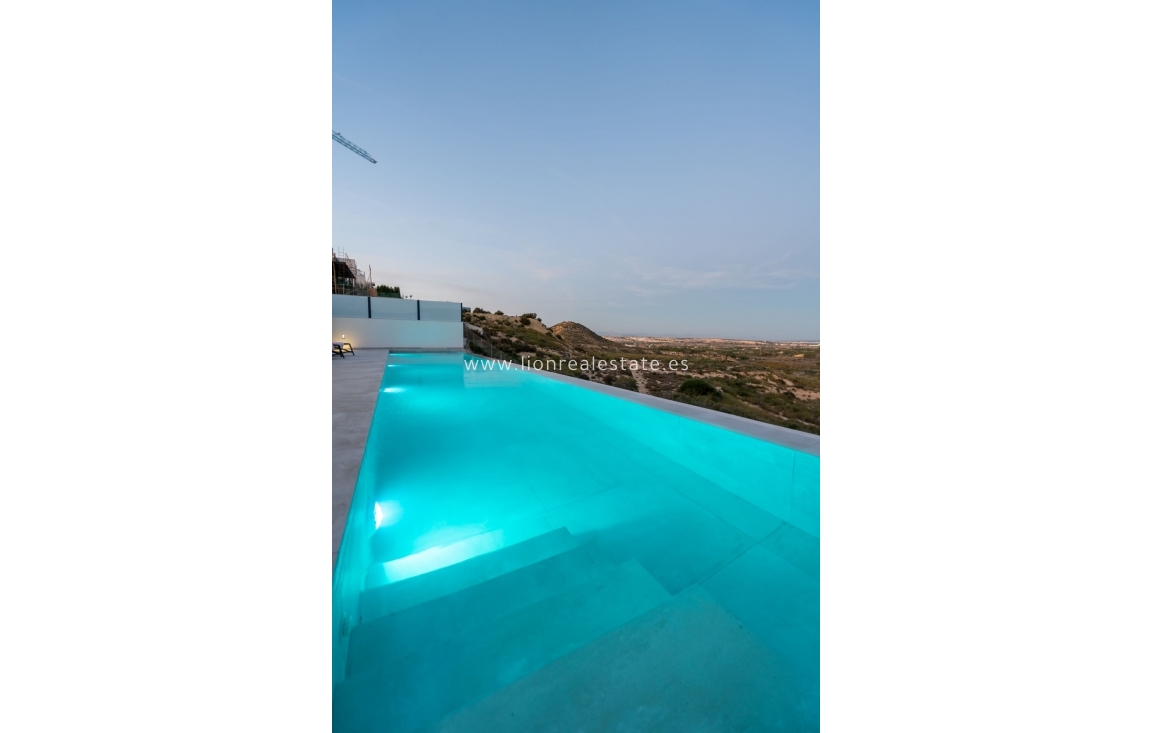 Nowy budynek - detached - Rojales