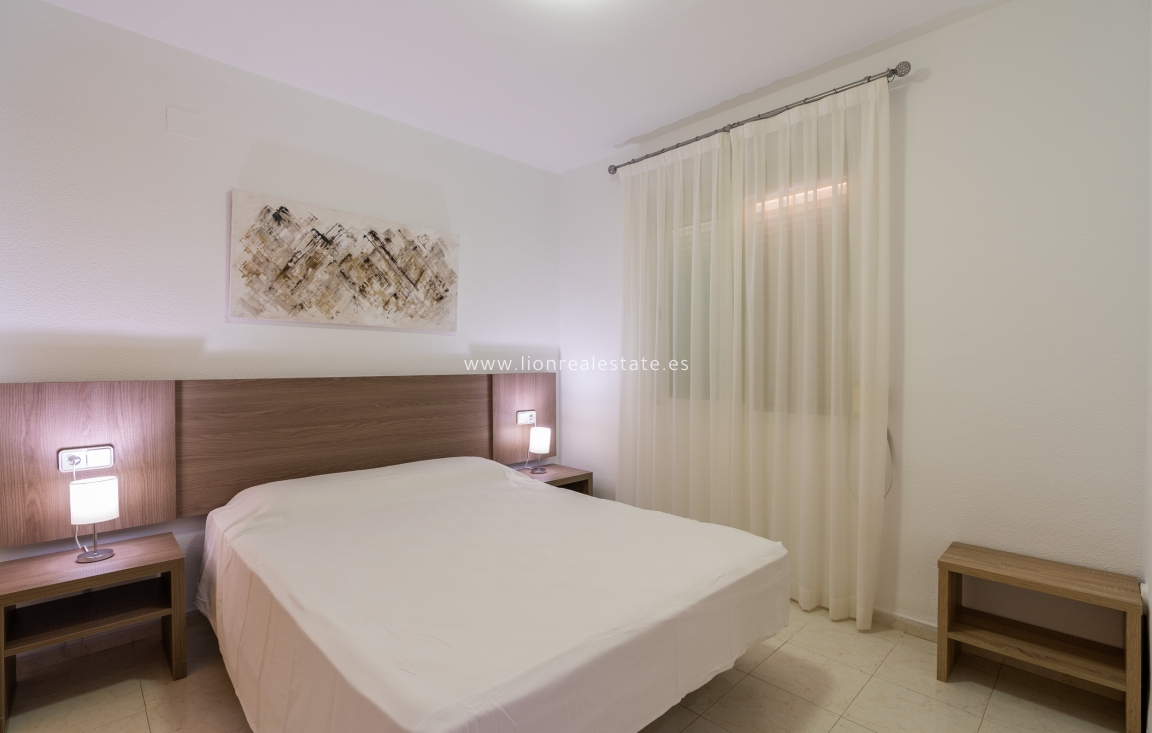 Nowy budynek - high-bungalow - Calpe