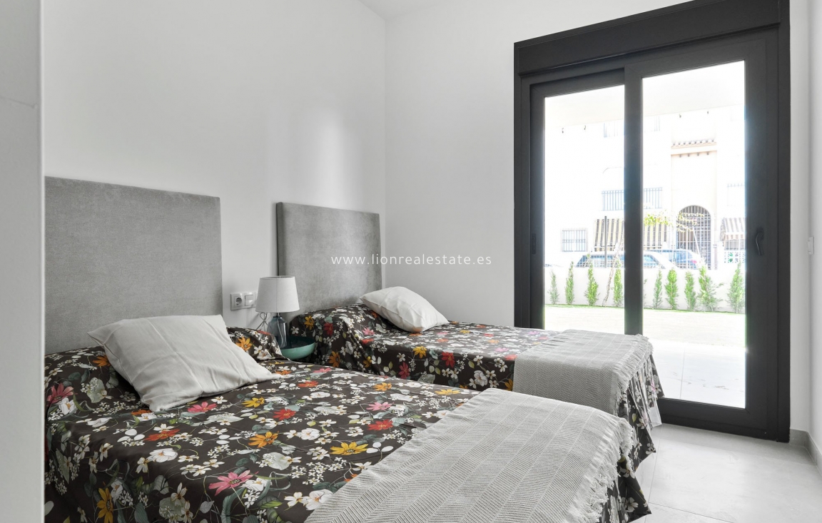 Nowy budynek - high-bungalow - Torrevieja