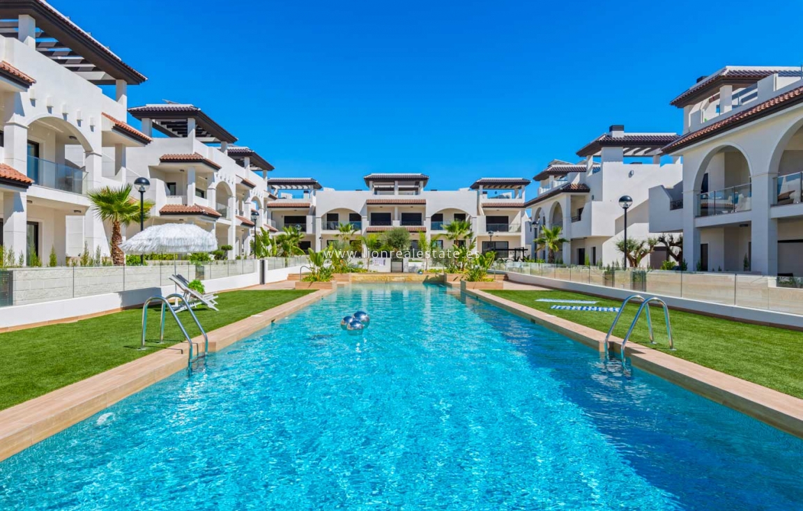 Nowy budynek - low-bungalow - Rojales