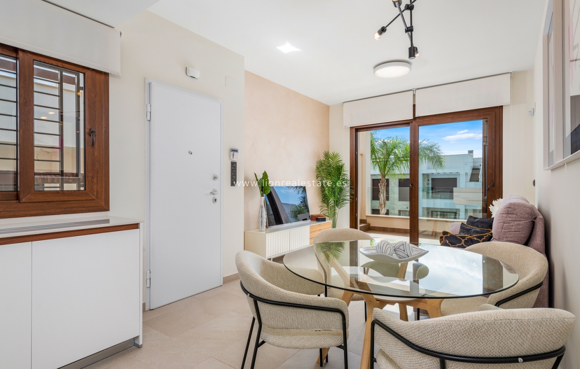 Nowy budynek - low-bungalow - Torrevieja
