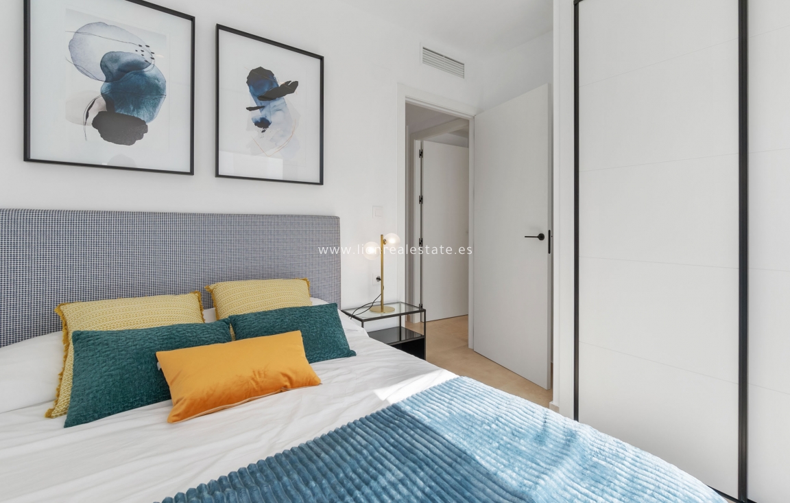 Nowy budynek - low-bungalow - Torrevieja