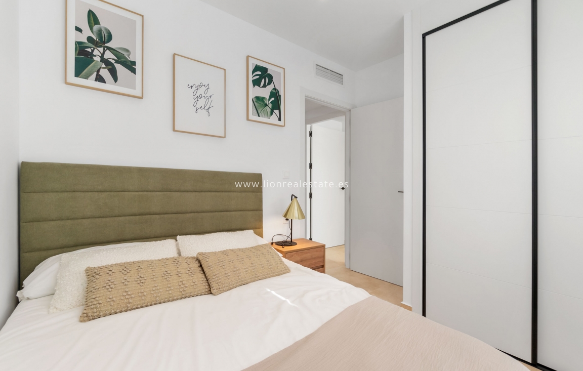 Nowy budynek - low-bungalow - Torrevieja