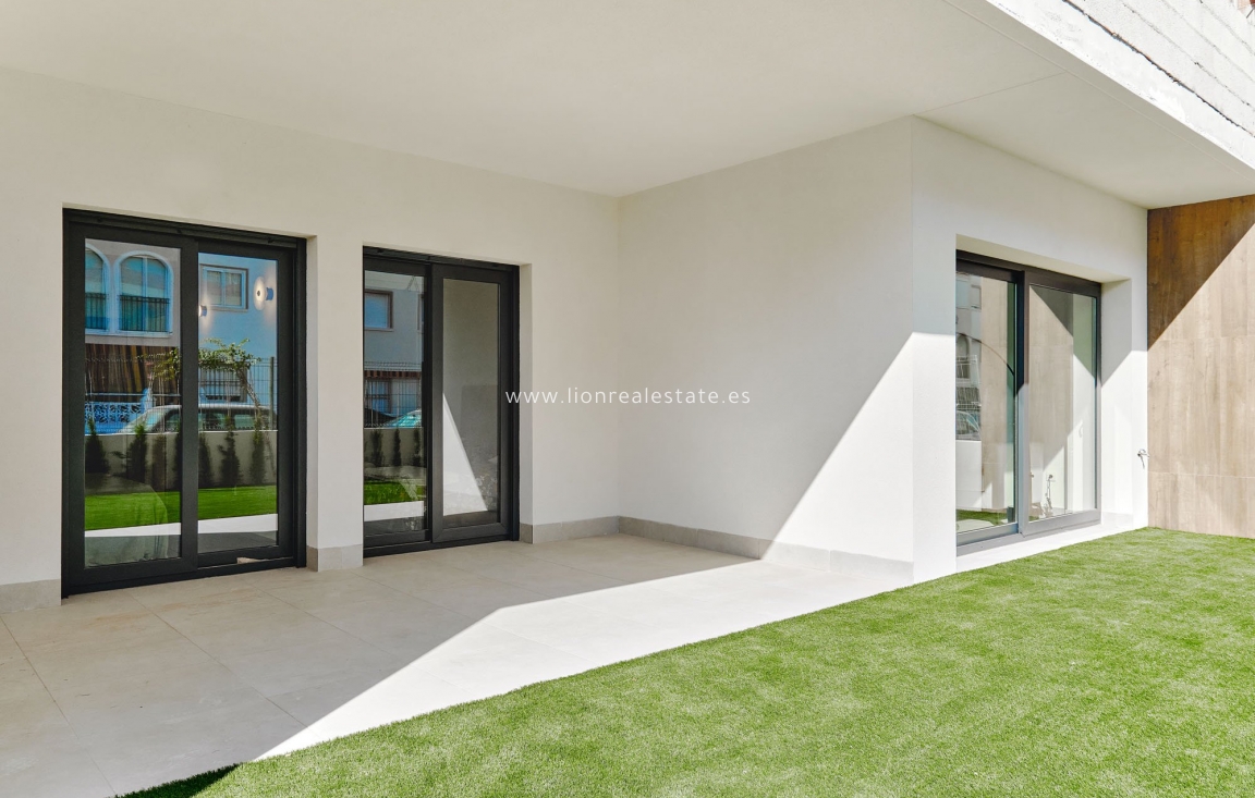 Nowy budynek - low-bungalow - Torrevieja